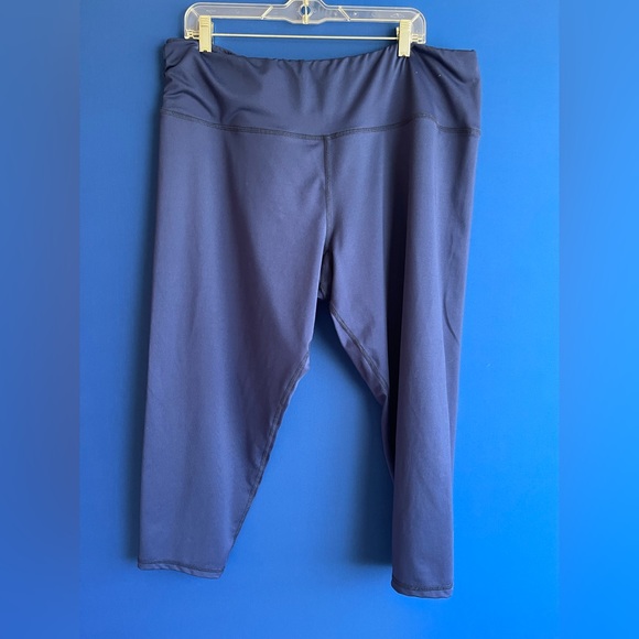 Lola Getts Capri Leggings - Picture 1 of 3